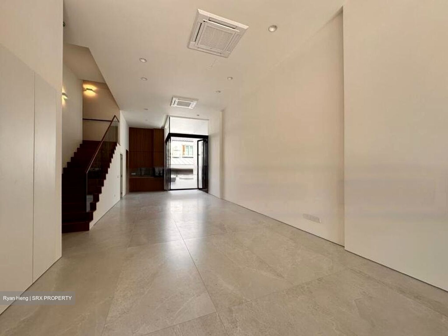 Chai Chee Road (D16), Terrace #479419971